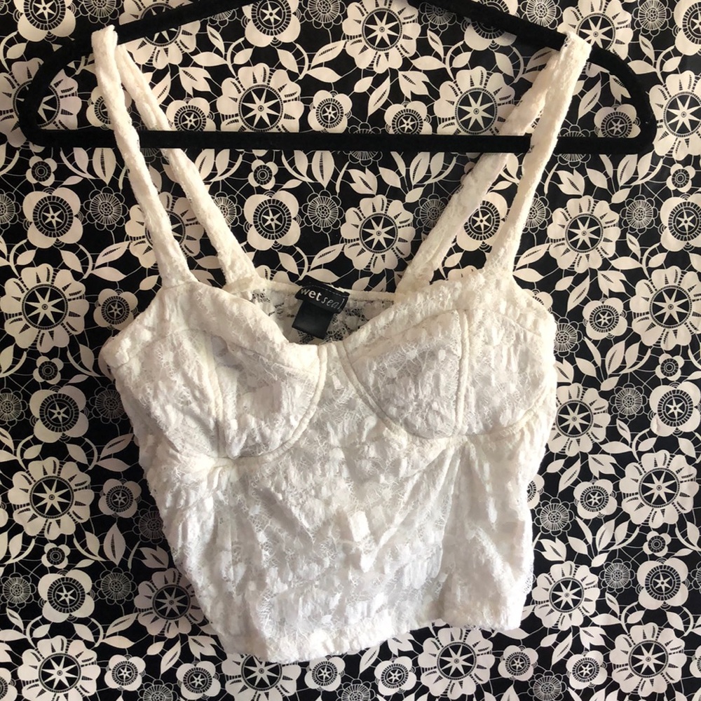 Cutesy summer top 😍